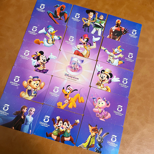 迪士尼五周年年卡尊享日尊享礼包卡片