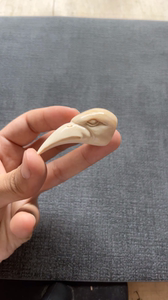 猛犸牙尖雕刻鹰头!纯手工精品小雕件