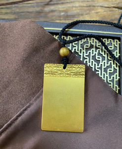 【商场同款】周大福传承平安无事牌黄金吊坠