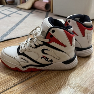 fila斐乐篮球鞋经典款女款