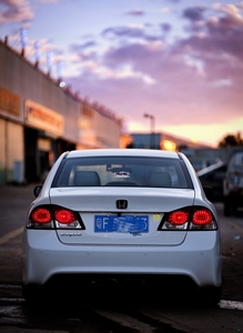 八代思域 思铭 fd2后期菱形尾灯 正品拆车件 成色还不错