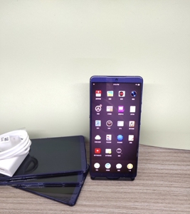 锤子手机 坚果pro2s  6 64g 高通骁龙710处理器