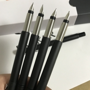 派克钢笔威雅钢杆