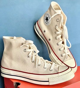 匡威复古米白1970s 版型经典,质感细节十足,绝对