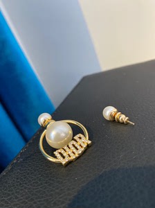正品dior迪奥珍珠耳环双球耳钉 95新没怎么戴 无氧化日