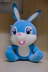 悠悠兔蓝兔子毛绒玩具公仔