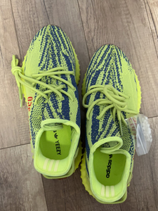 【闲置】绿斑马椰子350,42码全新,顶爆 送小颗粒  家中