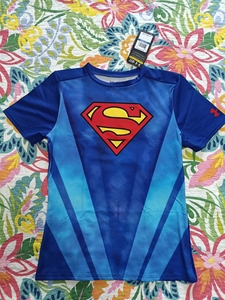 全新ua安德玛儿童 女士超人短袖t恤,l 胸围80 衣长 6