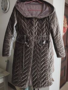 2017年冬装新款恩瑞妮正品女中长款棉衣，原价1千多，在官网