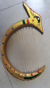 敦煌飞天舞蹈表演箜篌道具竖琴凤凰古琴仿真孔雀琴唐宫夜宴道具