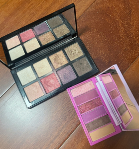 ponyeffect八色星空眼影(黑盒子表面字迹已掉 介意慎