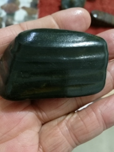 绿鸡肝石