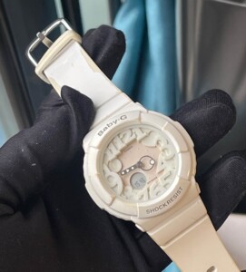 casio卡西欧 baby g系列 白色表带女表 95新