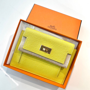 全新 hermes/爱马仕  柠檬黄9r零钱包 金扣y刻