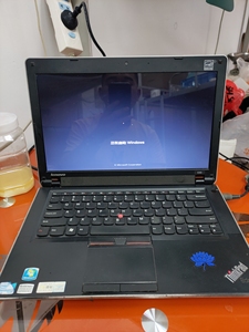 联想笔计本电脑e40edge个人转让,内存4g,硬盘300g