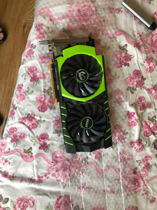 微星绿龙gtx960 2g 金属背板 外观好看