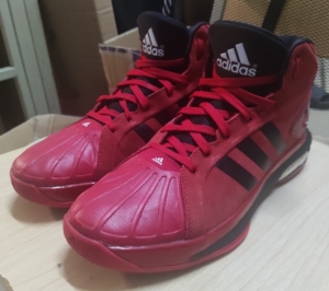 阿迪达斯adidas篮球鞋44码 利拉德 邓肯