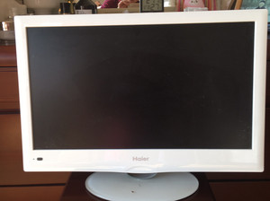 21寸液晶电视机海尔