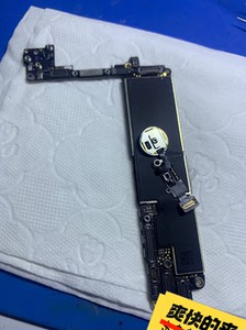 求购苹果se2国行id主板64g