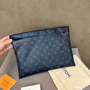 97新78lv黑花手包手拿包男女同款 尺寸31*23*2