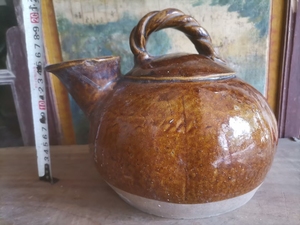 清晚期民国虎皮釉虎子,(尿壶),品相还不错,只有一个三分之一