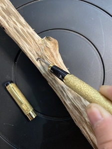沉香钢笔勾刀,超好看的一款沉香勾丝刀