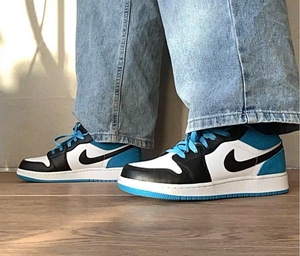 aj1 极光蓝 篮球鞋 便宜卖 价格可商议