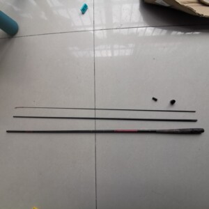 日本鱼竿,鸭川水鲤7尺三节振出竿,碳素,差不多40来克,无短