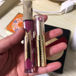 蜜丝佛陀唇釉 口红 两个花了不到三百买的当时 全新的 38元