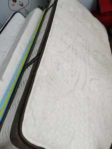 现有尚品宅配圣诞鸟∽床垫,是喜临门生产的,因店铺转租样品清仓_阿里