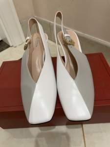 dissona迪桑娜全新正品35码女鞋,原价2198元,跟高