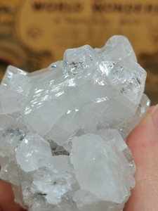 钻石鱼眼石,晶体非常闪亮,矿物晶体矿石原石矿标天然印度鱼眼石