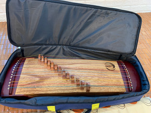 熊猫小筝 新旧程度 :九新以上 13弦 儿童 古筝 ,适