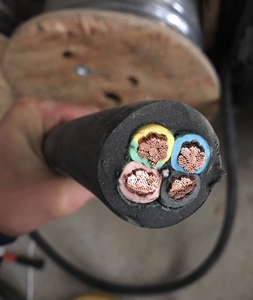 000人付款淘宝16平方电线,型号zr-bvr,49根铜芯聚氯乙烯绝缘阻燃电