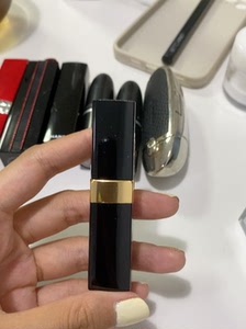 香奈儿口红 色号70 闪闪的带星 介意勿拍