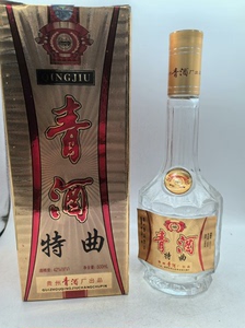 2003年42度，贵州青酒厂，青酒特曲，品相、酒线如图，国标