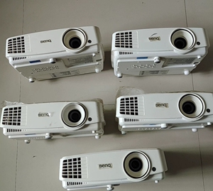 明基高清投影仪ms524    原装无拆 正常使用 没有配件