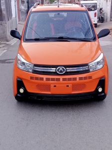 精品丽驰v5,六块120安 超威大电瓶纯电续航200多里 地