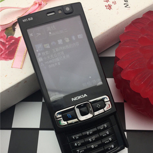 nokia/诺基亚n95 8g版手机主要功能:双滑盖,大屏幕