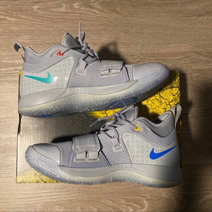 pg2.5 ps41码 联名 游戏机  全新原盒 nike