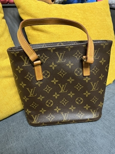 lv小挂包