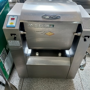 中国银鹰和面机