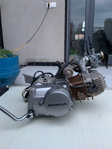 二手原装新大洲本田欧二弯梁摩托车110发动机