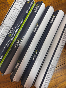 波士胶7003白色600ml共6支一起,日期新鲜