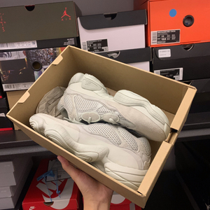 yeezy椰子500海盐盐白 全新41码 仅鞋盒轻微瑕疵 鞋