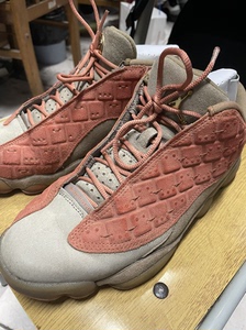 aj13兵马俑41码保真 鞋盒配件卡片都在 没穿几次鞋垫飞人