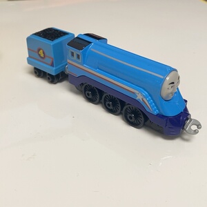 托马斯小火车 流线型高登 流星飞电 使用情况如图,交易记录如