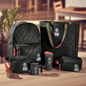 星巴克herschel双肩包