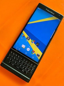 黑莓priv原装港版,移动联通可4g,功能完好,滑盖手机,成