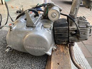 本田100 天虹100鹰仔100 honda100摩托机器